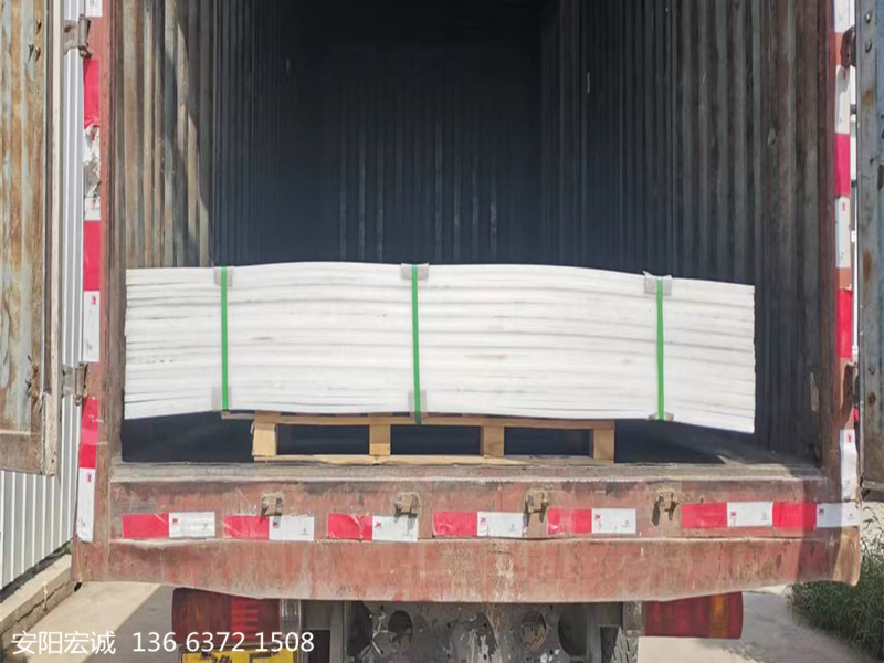 安陽(yáng)宏誠(chéng): 超高分子量聚乙烯襯板的實(shí)用百搭