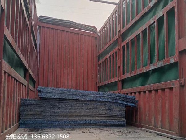 安陽宏誠：高分子聚乙烯板-車底滑板